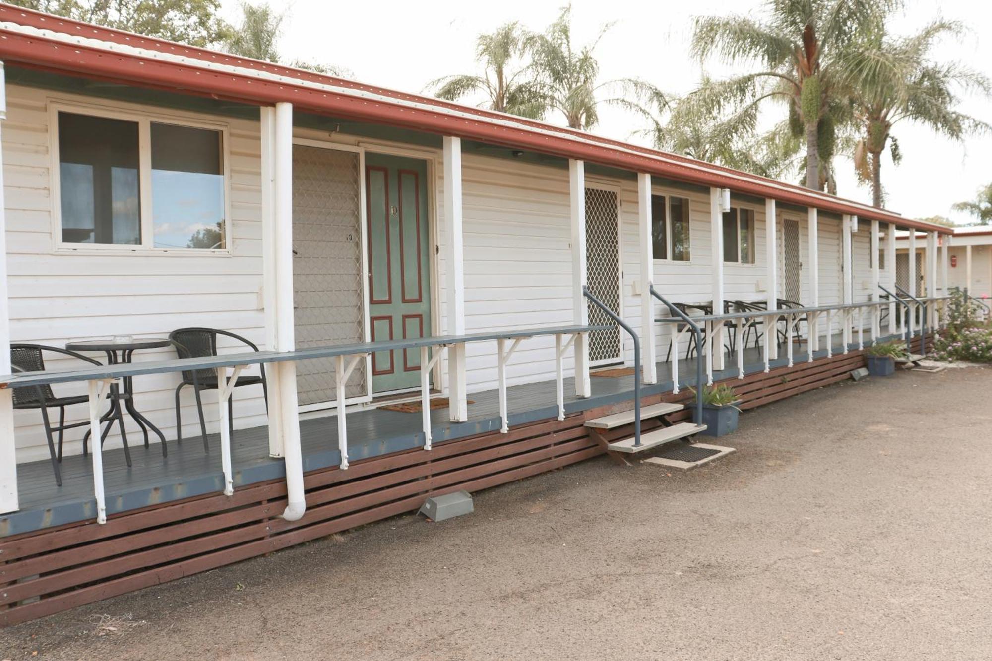 Injune Motel Kültér fotó